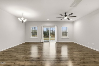 Seller's loss is your gain! MOVE IN READY - PRICED TO SELL! - photo 16