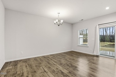 Seller's loss is your gain! MOVE IN READY - PRICED TO SELL! - photo 17