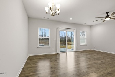 Seller's loss is your gain! MOVE IN READY - PRICED TO SELL! - photo 18