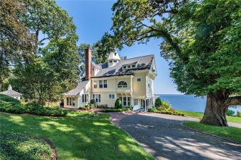 Narragansett Bay Home For Sale in Warwick Rhode Island