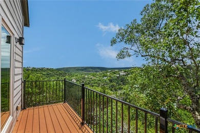 Experience gorgeous views, modern luxury, and a prime location - photo 26