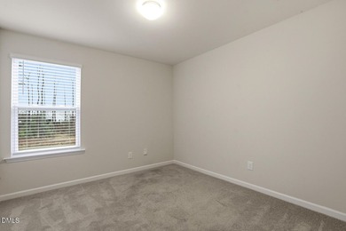 Seller's loss is your gain! MOVE IN READY - PRICED TO SELL! - photo 32
