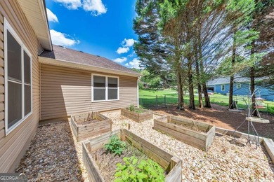 This timeless beauty is ready for you to move right in! Welcome - photo 39