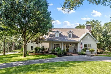 Discover an extraordinary lakeside retreat nestled in one of Oak - photo 2