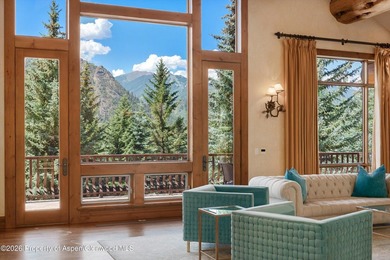 In an ideal location on prestigious Willoughby Way with stunning - photo 6