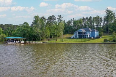 Positioned on a spectacular 2.4 acre lot with 267-foot lakefront - photo 17