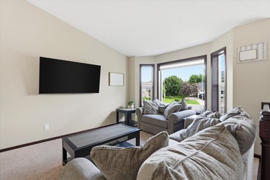 Welcome to this spacious 5-bedroom, 3-bathroom home offering - photo 7