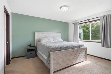 Welcome to this spacious 5-bedroom, 3-bathroom home offering - photo 10
