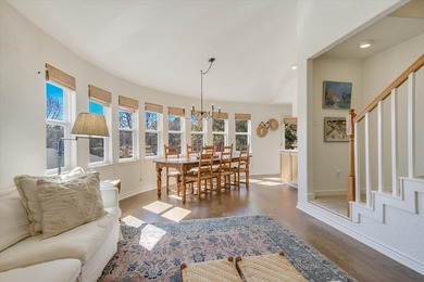 BERMUDA BUNGALOW IN SUNRISE BEACH! Tucked beneath mature trees - photo 2