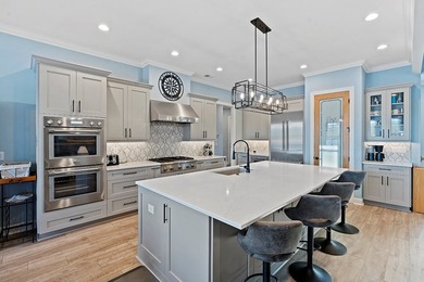 Positioned on a spectacular 2.4 acre lot with 267-foot lakefront - photo 25