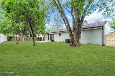 THIS IS IT!!! TOTTALLY REDONE TOP TO BOTTOM!! with a STUNNING - photo 44