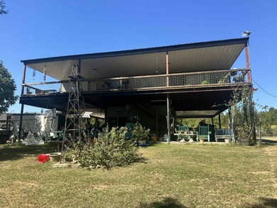 Wallace Lake Home For Sale in Jonesville Louisiana