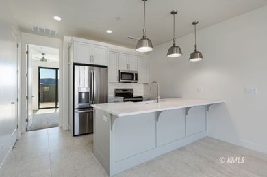 Discover luxury living at The Kivas at Catori Canyon. This - photo 12