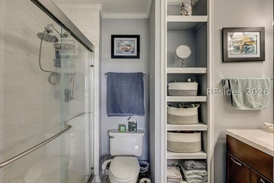 Tucked away on the desirable south end of the island, 11 - photo 28