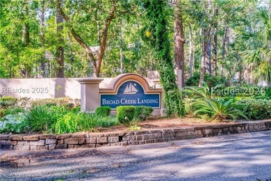 Tucked away on the desirable south end of the island, 11 - photo 41