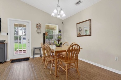 Ocean Springs home on a quiet cul-de-sac, framed with beautiful - photo 7