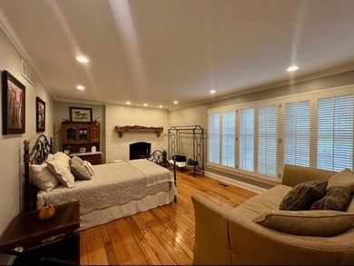 Location, location, location--centrally located with easy access - photo 18