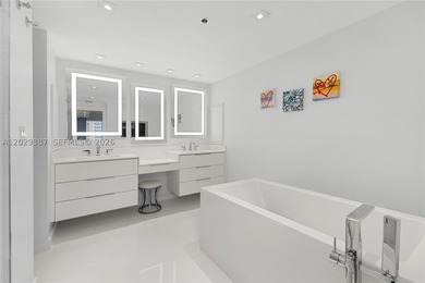 *Stunning High-Rise Condo - Fully Renovated & Luxurious Living - photo 28