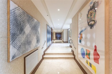 *Stunning High-Rise Condo - Fully Renovated & Luxurious Living - photo 38