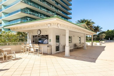 *Stunning High-Rise Condo - Fully Renovated & Luxurious Living - photo 40
