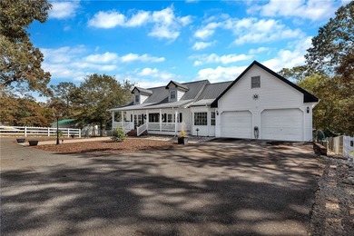 Lake Hartwell Home For Sale in Townville South Carolina