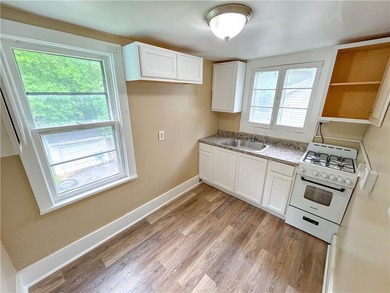 Huge Duplex in the Homestead Heights neighborhood of the City of - photo 3