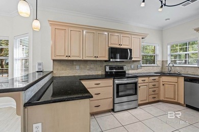 Beautifully Remodeled Home with Bonus Room & Climate-Controlled - photo 8