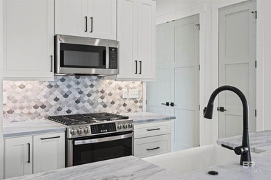 Brand-new Luxury Cottage in the heart of Gulf Shores offering - photo 5