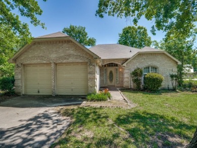 Lake Home For Sale in West Tawakoni, Texas