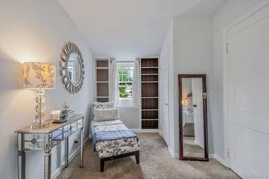 Timeless 1948 charm meets thoughtful modern living in this - photo 23