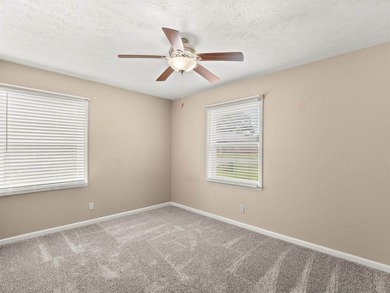 Well-maintained 3-bedroom, 2-bath home situated on a spacious 0 - photo 10