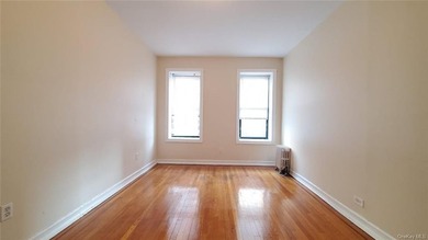 Welcome to this immaculately maintained 2 bedroom apartment - photo 3