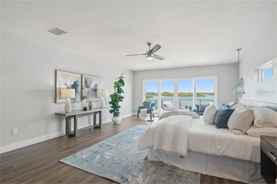 AMAZING WATERFRONT RETREAT - LIVE THE PARADISE LIFE STYLE!! - photo 22