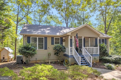 Lake Home For Sale in Hartwell, Georgia