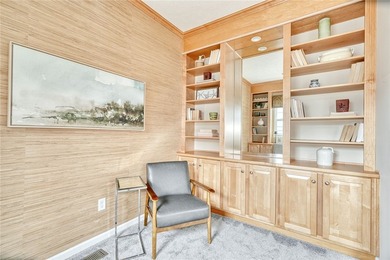 LIGHT! VOLUME! OPEN SPACE! Stunning Webster, NY home with SCALE - photo 17