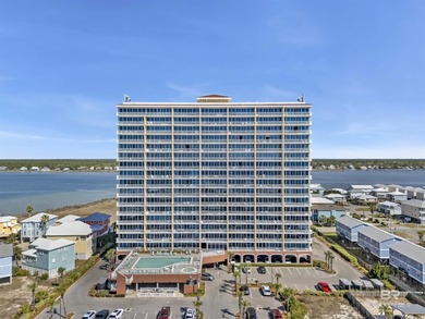 Welcome to this well-maintained 2 bedroom, 2.5 bath condo in - photo 1