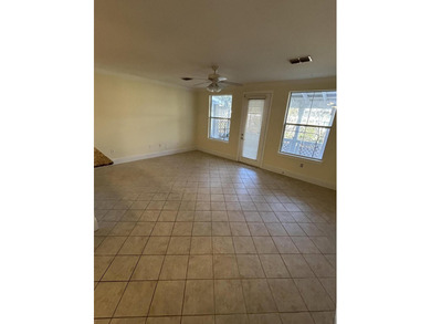 Come look at this beautiful spacious townhome tucked away in the - photo 4