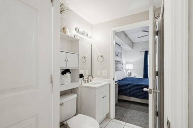 This beautifully updated 1 bedroom, 1.5 bath condo on Miramar - photo 12