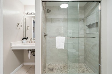 This beautifully updated 1 bedroom, 1.5 bath condo on Miramar - photo 14