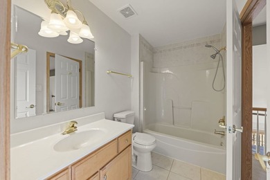 Welcome to this BEAUTIFUL END-UNIT townhome perfectly positioned - photo 28