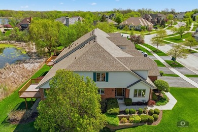 Welcome to this BEAUTIFUL END-UNIT townhome perfectly positioned - photo 40