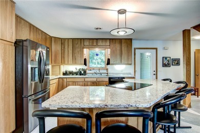 Beautiful Lower Tainter 4 BR / 2.5 Bath meticulously maintained - photo 8