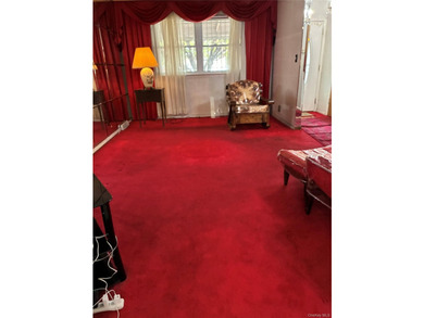 Welcome to 2216 Seward Avenue! This 3 bedroom, 1 1/2 bath - photo 7