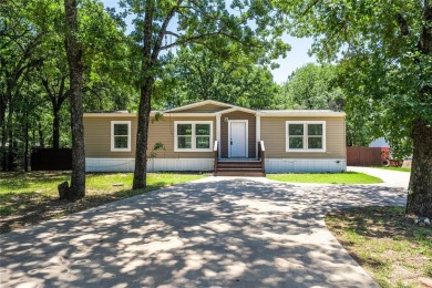 Lake Home Sale Pending in Gun Barrel City, Texas