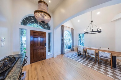 Stunning lakefront home filled with natural light, luxury - photo 2