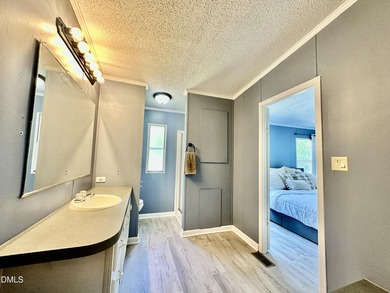 Welcome home!! This charming and cozy 3-bedroom, 2- bath home - photo 20