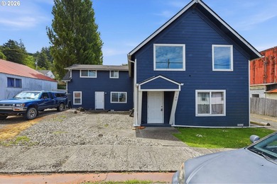 Remodeled 4 Plex On Oregon Coast! This 4 Plex features 4 - photo 2
