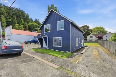 Remodeled 4 Plex On Oregon Coast! This 4 Plex features 4 - photo 3