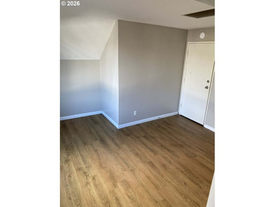 Remodeled 4 Plex On Oregon Coast! This 4 Plex features 4 - photo 6