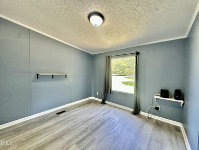 Welcome home!! This charming and cozy 3-bedroom, 2- bath home - photo 34